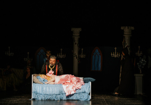 Teatr "Rodzice- Dzieciom" przedstawia "Bal u Kopciuszka"